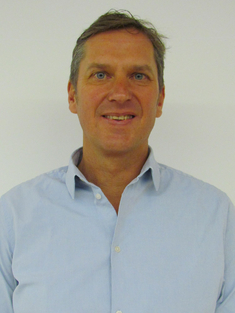 Dr. Christof Knitz Dr. Christof Knitz